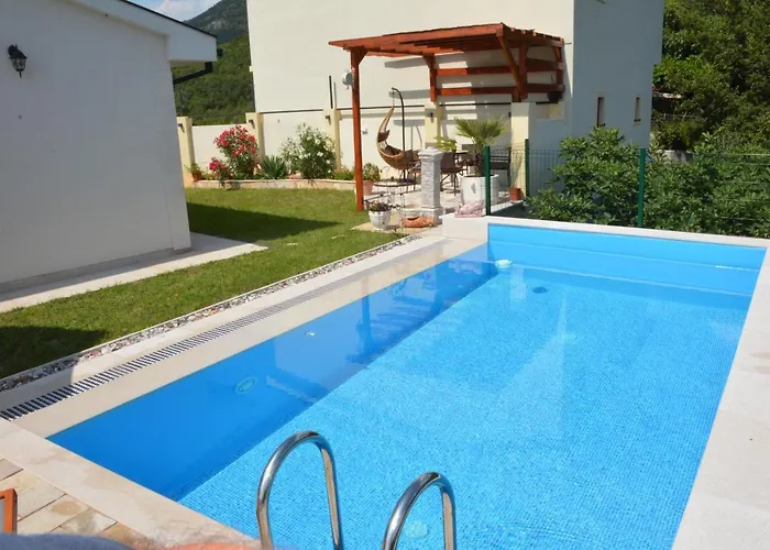 Vila Pelinovo